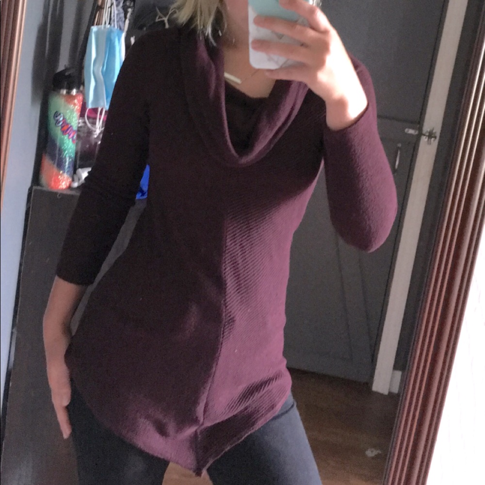 Maroon ribbed dress